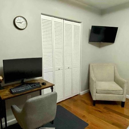 Downtown Albany 1 Bed + Workstation @ Maiden Lane Apartment Bagian luar foto