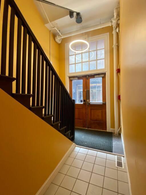Downtown Albany 1 Bed + Workstation @ Maiden Lane Apartment Bagian luar foto