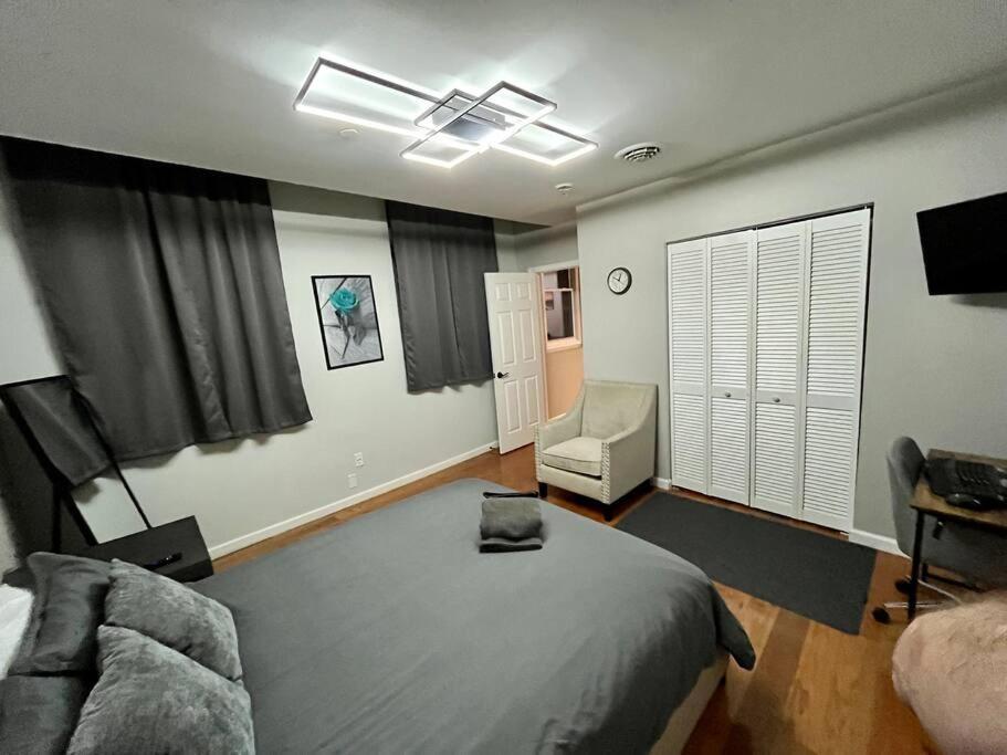 Downtown Albany 1 Bed + Workstation @ Maiden Lane Apartment Bagian luar foto