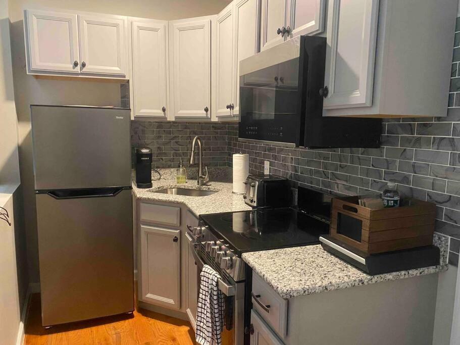 Downtown Albany 1 Bed + Workstation @ Maiden Lane Apartment Bagian luar foto